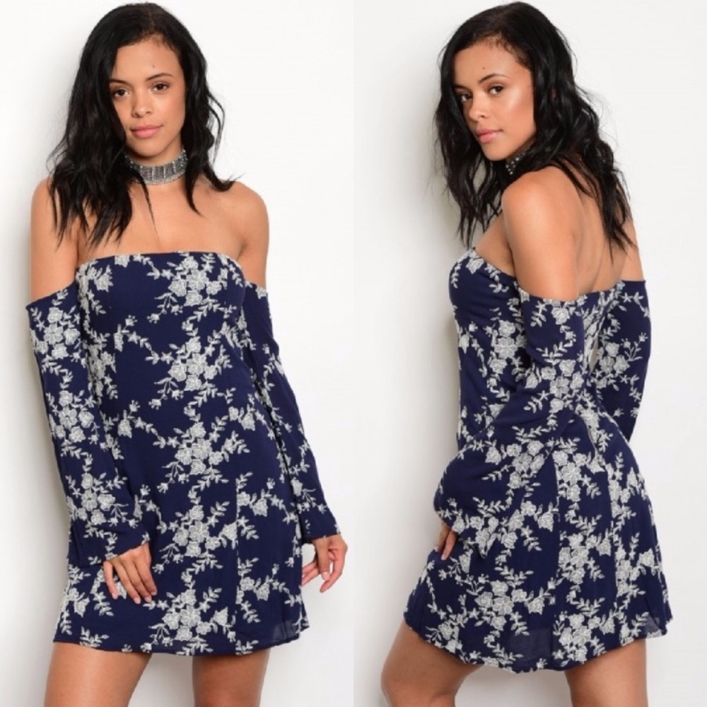 ❣️ Sale was 45$ down sizing ❣️ cute Off the shoulder floral dress - Picture 3 of 6